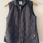 Old Navy Women's Black Quilted Vest Full Zip Lightweight Size XS Photo 0