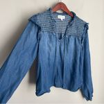 Cloth & Stone  Chambray Denim Blouse Size XS Smocked with Ruffles Blue‎ Photo 2