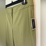 Nine West NWT Women’s Cyprus The Skinny Pants in Olive Green Size 8 Photo 2
