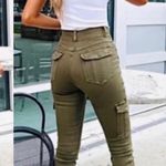 Spanx Stretch Twill Ankle Cargo Pant in Soft Sage Green Size Small Photo 0