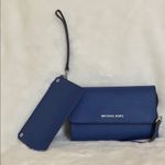 Michael Kors Jet Set Travel 3in1 WRS clutch Photo 1