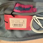 Edikted  Blue crop top Photo 2