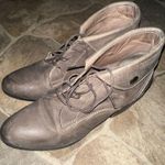 Taos heeled brown lace up 8.5 ortho ankle booties Brown Photo 0