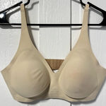 Knix Revolution V neck seamless wireless bra size large Tan Photo 0