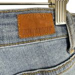 Judy Blue  Cotton Blend JB82175MD Medium Wash Mid Rise Raw Hem Capri Jeans Sz 27 Photo 7