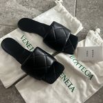 Bottega Veneta  Lido Leather Flat Slides in Black, Size 42 -Like New Retail 1,250 Photo 7