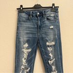 American Eagle Super Hi-Rise Jegging Distressed Photo 2