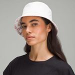 Lululemon  NWT S/M Both Ways‎ Reversible Bucket Hat in Manifesto Print & Bone Photo 3