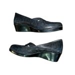 Michelle D Shoes Womens 8 Used Black Snake Skin Texture Wedge Photo 3