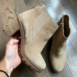 Vince Camuto chunky heel suede Chelsea style boots women’s size 7.5 Photo 0