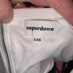 superdown Revolve Jayda buckle XXS pink camo crop top Photo 3