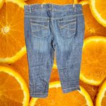 Tommy Hilfiger  Women's Hope Crop Blue Washed Capri Stretch Jeans ‎ Size 16 Photo 2