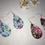 Floral Teardrop Earrings Faux Leather Set of 4 New Photo 1
