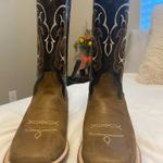 Barely worn cowboy boots Brown Size 8.5 Photo 2