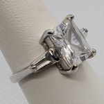 Sterling Silver Cubic Zirconia Ring Size 6 Photo 2