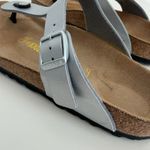 Birkenstock  Gizeh Birko Flor Sandal 39 & 40 Mismatched Silver Metallic Slides Photo 4