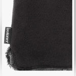 Isotoner women’s gloves in black Photo 1