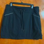 Athleta Womens Black Chelsea Cargo Skort Skirt Size large Photo 0
