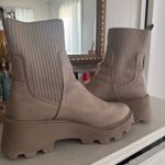 Dolce Vita Boots Tan Size 9.5 Photo 1