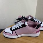 Sanrio Hello Kitty by  Size 8 NWT Women's Pink Low Top Court Sneakers‎ Shoes Photo 6
