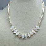 Boutique Vintage Mother of Pearl boho necklace Photo 1