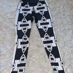 Analili  Black and White Geometric Print Leggings Photo 2