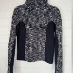 Nike Rare ✨  Pro Hyperwarm Women’s Sweater Size S ✨ Photo 0