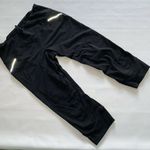 Athleta  Crop Capri Leggings Womens Size M Black Athletic Pants Running Yoga Photo 0