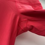 Old Navy  Hot Pink Active Leggings‎ Photo 3