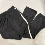 Nike  Pants Photo 0