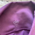 Alo Yoga  Leggings Photo 2