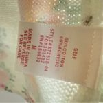 So Me Feminine Floral Cottage Photo 6