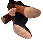 Antonio Melani ✨
Cammden Casual Leather Block Heel Booties✨ Photo 5