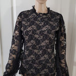 Venus Smocked Lace Top Size L Photo 0