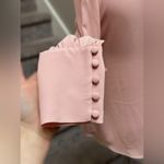 White House | Black Market NEW WHBM Lace Trim Split Sleeve Blouse Goddess Pink Women’s 0 Barbie Softcore Photo 3