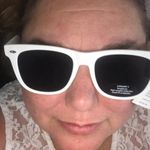 Cotton On Ferris white sunglasses in square shape new Photo 2