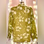 Jones New York  Collection Floral Green Women's Top Photo 1