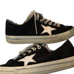 Golden Goose  VStar2 Black Suede W/Zebra Tongue Accent Size 37 Fashion Sneakers. Photo 3