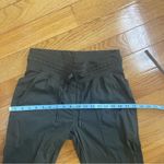 Lululemon Dance Studio Mid-Rise Khaki Green Athletic Pants Joggers Crop 25" Sz 4 Photo 9