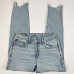 American Eagle  Womens Size 2 Short Stretch Light Wash Jeans Raw Hem Skinny Photo 1