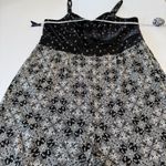 Torrid  Black Floral Geo Tie Front Sleeveless Culotte Jumpsuit Size 2X‎ Pockets Photo 9