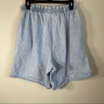 Disney Vintage Mickey Mouse High Rise Light Wash Mom Shorts Size 14 Photo 4