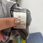 Gray and White Plaid Fleece Skirtall Black Size 3X Photo 3