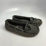 Minnetonka  moccasins‎ gray fur lined size 6 Photo 1