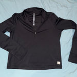 Vuori  Women's Studio Half Zip in black size M Photo 0