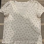 American Eagle Outfitters T-shirt Photo 0