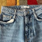 ZARA Straight Leg Denim Jeans Frayed High Waisted Women’s Size 2 Photo 1