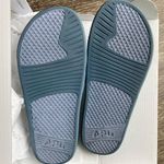 Athletic Propulsion Labs APL Slides  Photo 1