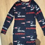 NFL New England Patriots Women's Small Footed Sleeper Pajamas 64" Long Team Photo 2
