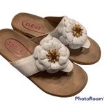 Klogs White Leather Aloha Sandal Size 8 Photo 4